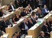 Курц представил новый состав правительства парламенту Австрии