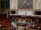 Парламент Франции рассмотрит ослабление жесткого карантина