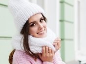 Незаменимый аксессуар в холодную пору: стильные идеи, как носить шарф (Фото)