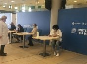 Як працює центр масової вакцинації у Львові: з'явився фоторепортаж зі стадіону