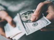 Каким будет курс доллара в середине июня