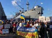 В США украинцы провели акцию в поддержку пленных украинских моряков (Видео)