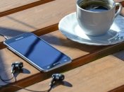 Samsung уберет разъем для наушников в смартфонах 