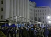 Под ОПУ продолжается акция "Варта на Банковой": в МВД отчитались о ситуации