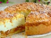 Чудовий яблучний пиріг з ванільним кремом