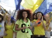 День Конституции в фан-зоне: ТИК, Мед Хедс и Олег Скрипка