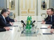 Президент: Суд должен быть по-настоящему независимым