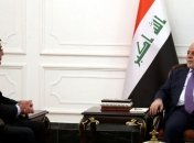 Глава Пентагона обсудил с премьером Ирака стратегию борьбы с "ИГИЛ" 