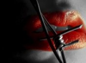 Почему сохнут и трескаются губы?