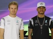 Тото Вольф: Росберг был по-настоящему злым в битве с Хэмилтоном