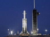 SpaceX успешно запустила ракету Falcon Heavy с останками 152 человек на борту