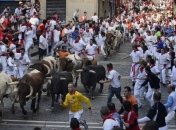 38 человек пострадали во время забегов быков в Памплоне