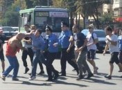 В Харькове напали на мужчину в футболке с надписью "СССР"