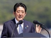 СМИ: Премьер Японии хочет отложить повышение налогов до 2019 года