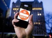 Хакер помог ФБР взломать iPhone преступника