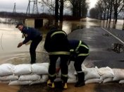 Паводки на Закарпатье: люди возвращаются в свои дома после эвакуации