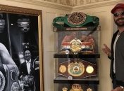 Тайсон Фьюри едва не устроил драку с известным рестлером (Видео)