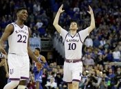 Михайлюк помог "Канзасу" выйти в Финал четырех "Мартовского Безумия"