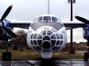 Молния попала в самолет с футболистами