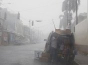 Ураган "Ирма" полностью опустошил остров Барбуда