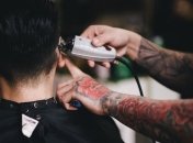 Салонам красоты разрешили работать во время локдауна: названы условия