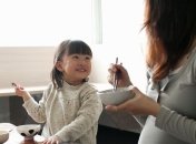 Як замінити солодощі для дітей: поради батькам