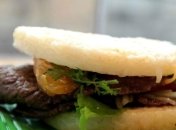 Онищенко призвал соотечественников отказаться от гамбургеров