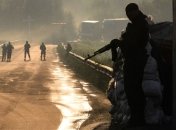 СМИ: На Донбассе нашли три автоколонны с военными и техникой