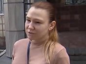 Мама 8-летней модели "объяснила" скандал: "Детские поцелуи, Мила может сейчас и Вас поцеловать" (видео)