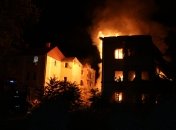 Пожар на месте ночного обстрела Харькова