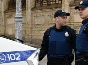 Карантин в Украине: Юрист объяснил, что такое "общественное место"