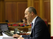 Парубий подписал обращение в СНБО о санкциях против двух каналов 