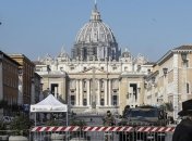 Мировая пандемия: Ватикан отпустил грехи врачам и зараженным Covid-19