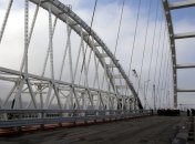 Движение на Керченском мосту открыли для автотранспорта