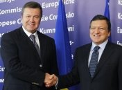 Янукович поговорил с президентом Еврокомиссии 