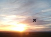 Сбросил груз и улетел: в ThereCraft показали дрон для быстрой доставки товаров