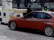 "Звезда" попала в сказку: в Москве блондинка устроила по-настоящему "русское" ДТП (фото, видео)