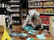 За розбитий товар у магазині відповідає не покупець