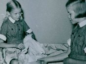 Назад в прошлое: какими были образы и наряды маленьких детей (Фото)  