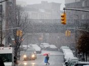 Снегопад в США парализовал работу госучереждений и аэропортов