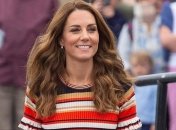 Кейт Миддлтон возглавила регату на водных соревнованиях Кубка Короля