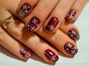 Новогодний маникюр 2020: актуальные тенденции праздничного дизайна (Фото)