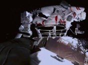 Китайские космонавты впервые за 13 лет вышли в космос (видео)