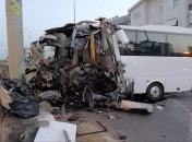 Автобус перетворився на брухт