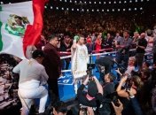 В IBF объяснили, почему лишили Альвареса пояса