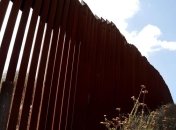 Трамп не отказался от идеи стены на границе с Мексикой