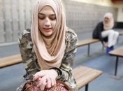 В Турции женщинам разрешили носить хиджаб в армии