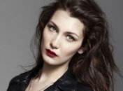 Белла Хадид удивила публику своим странным наряде