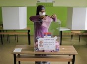 Сербия проводит парламентские и местные выборы 