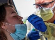 В Україні за останню добу виявлено 876 нових випадків коронавірусу